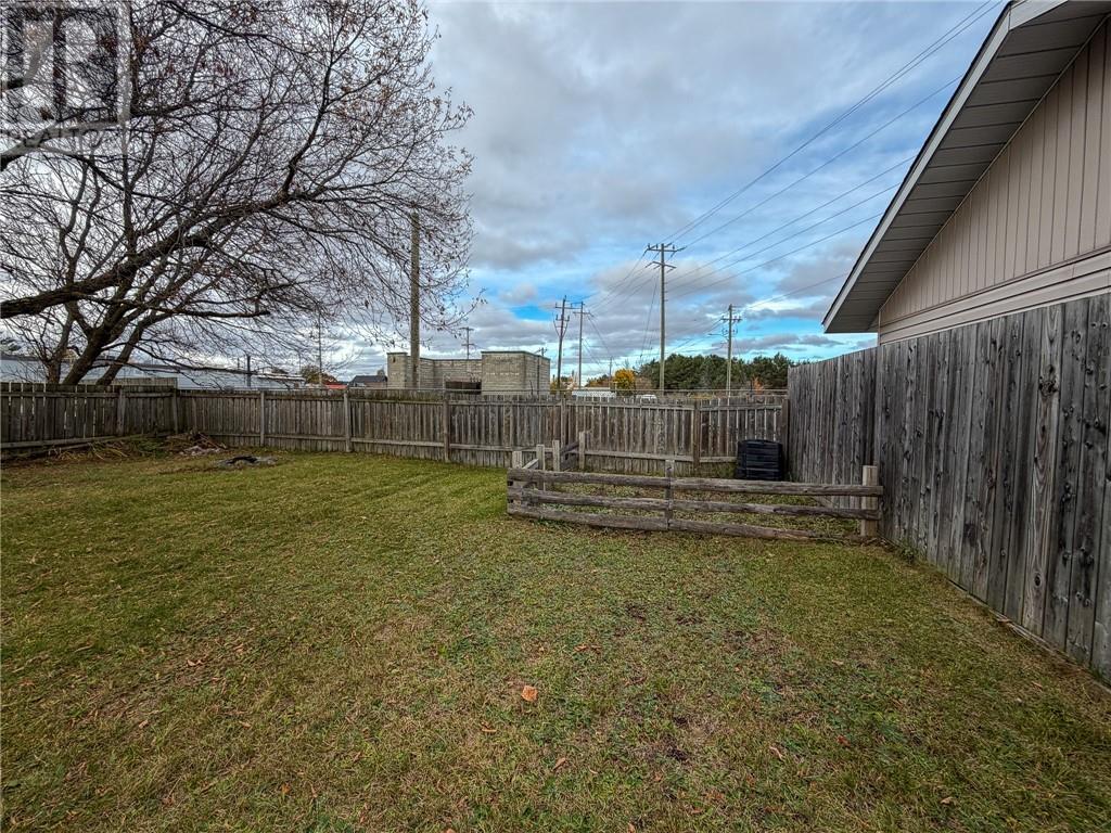 282 Syroid Street - 30