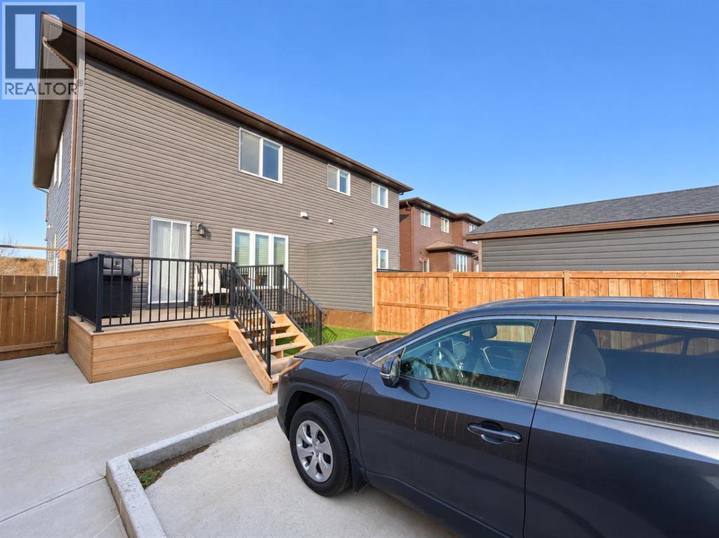 435 Savanna Boulevard NE photo 31