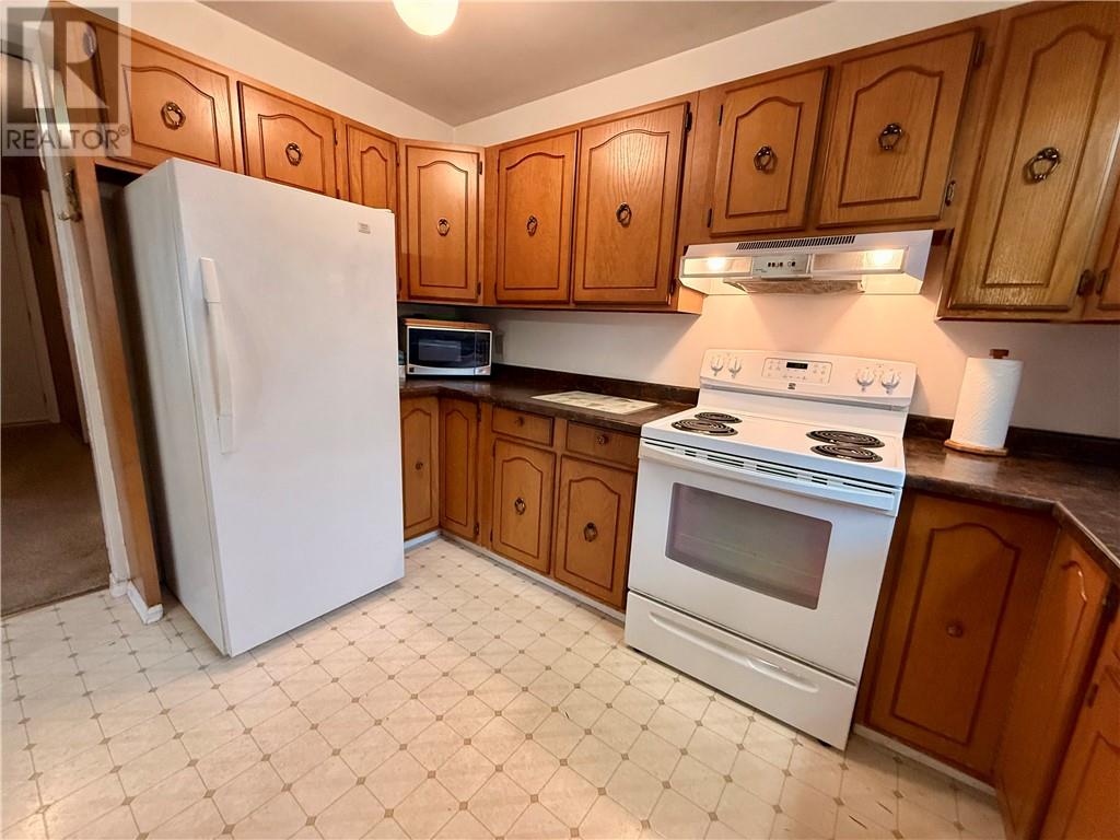 233 Woodward Avenue — photo 10