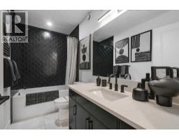 718 Sovereign Common Sw, Calgary, AB T3C3Y3 Photo 33