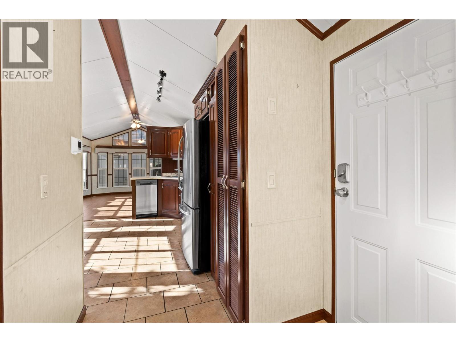 82 8000 Highland Road, Vernon - Image 1