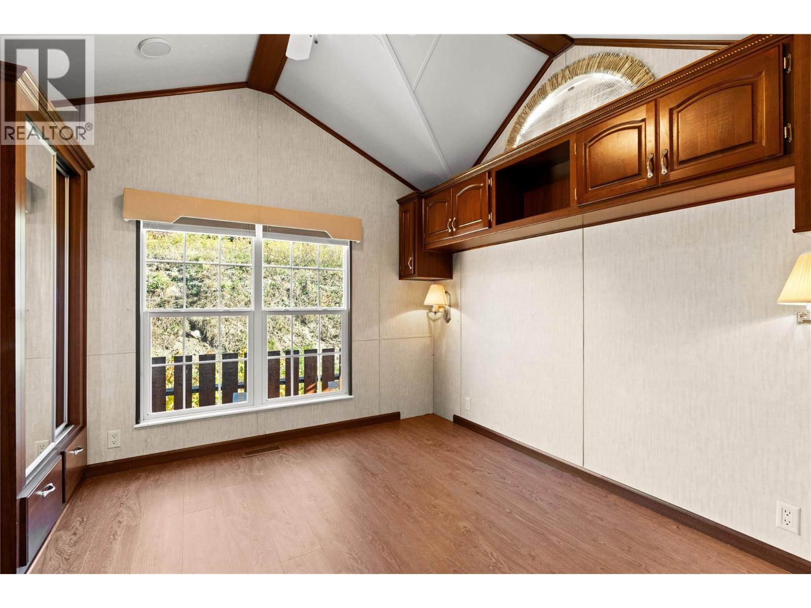 82 8000 Highland Road, Vernon - Image 1