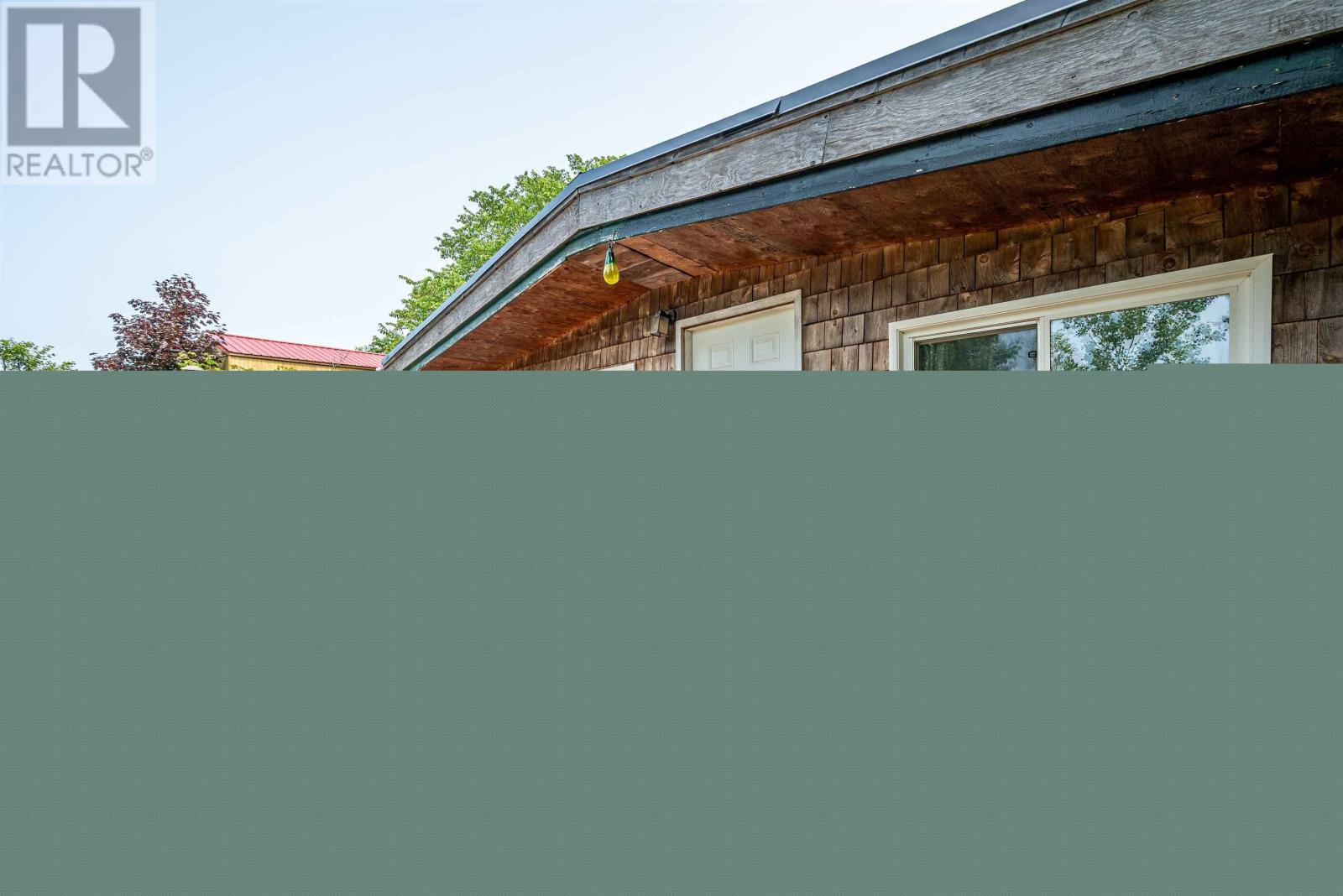 101 Lorne Smith Road - 31