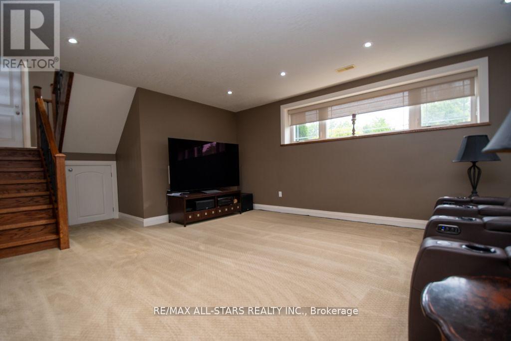 15 Rustlewood Avenue, Kawartha Lakes, ON photo 30