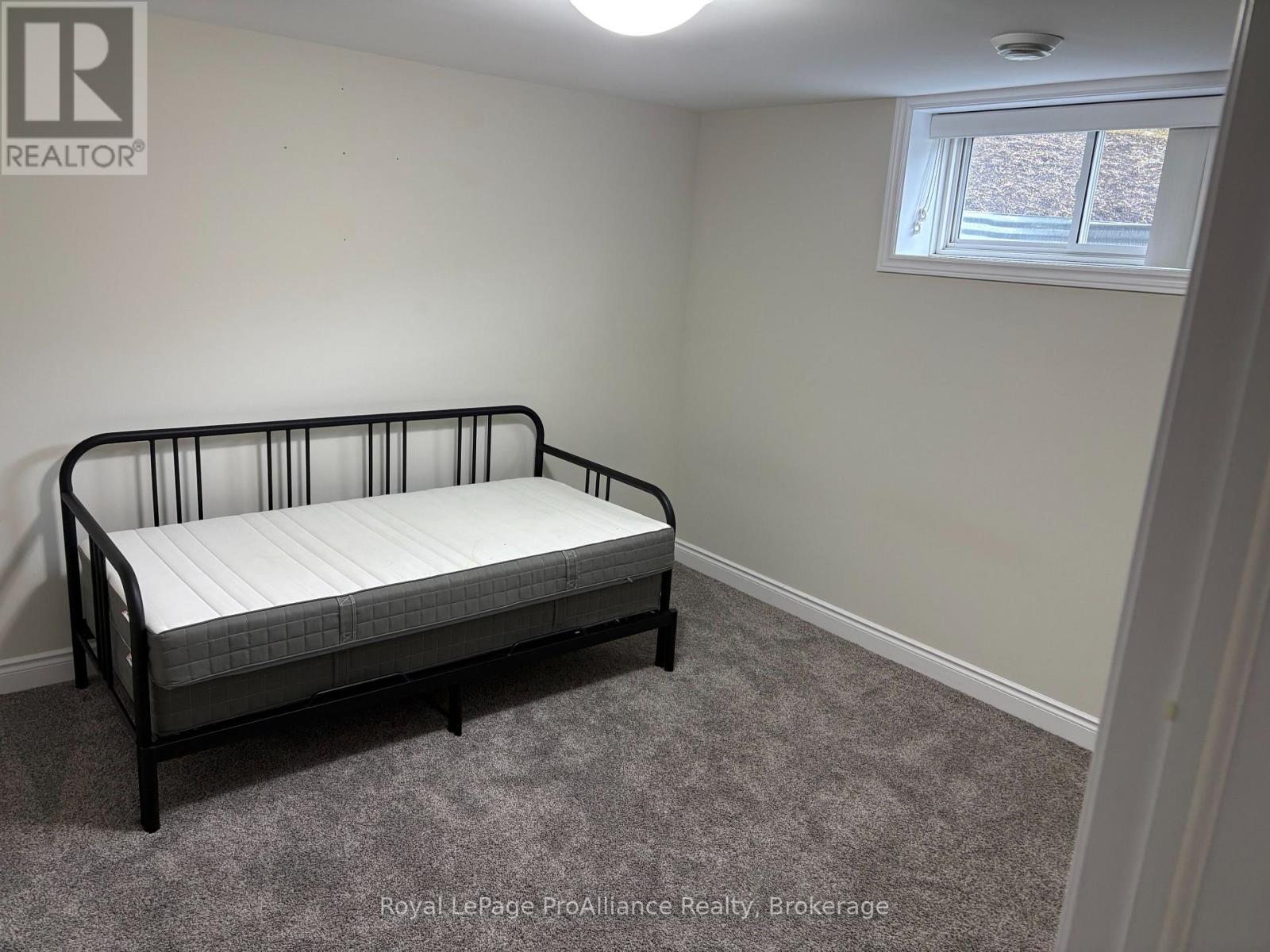 16 Lehtinen Crescent — photo 20