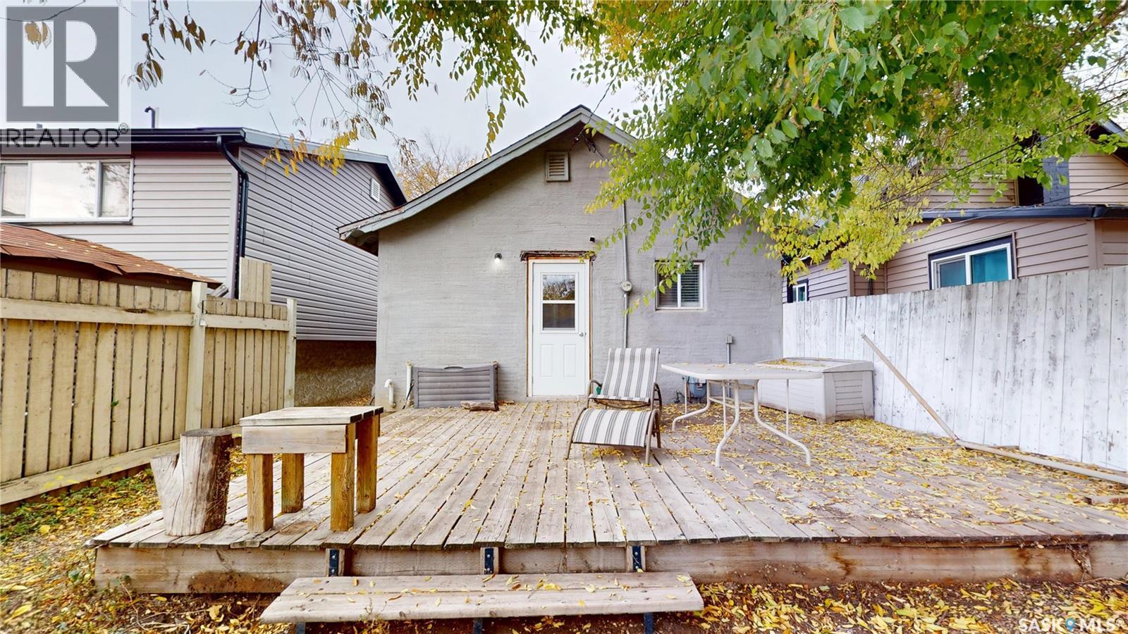 512 J AVENUE S - 21