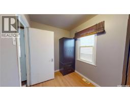 512 J Avenue S, Saskatoon, SK S7M2A8 Photo 16