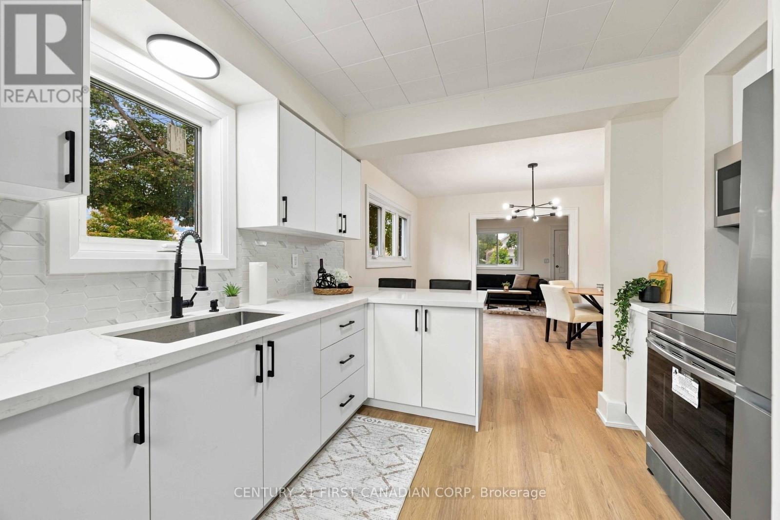 353 TALFOURD STREET - 11