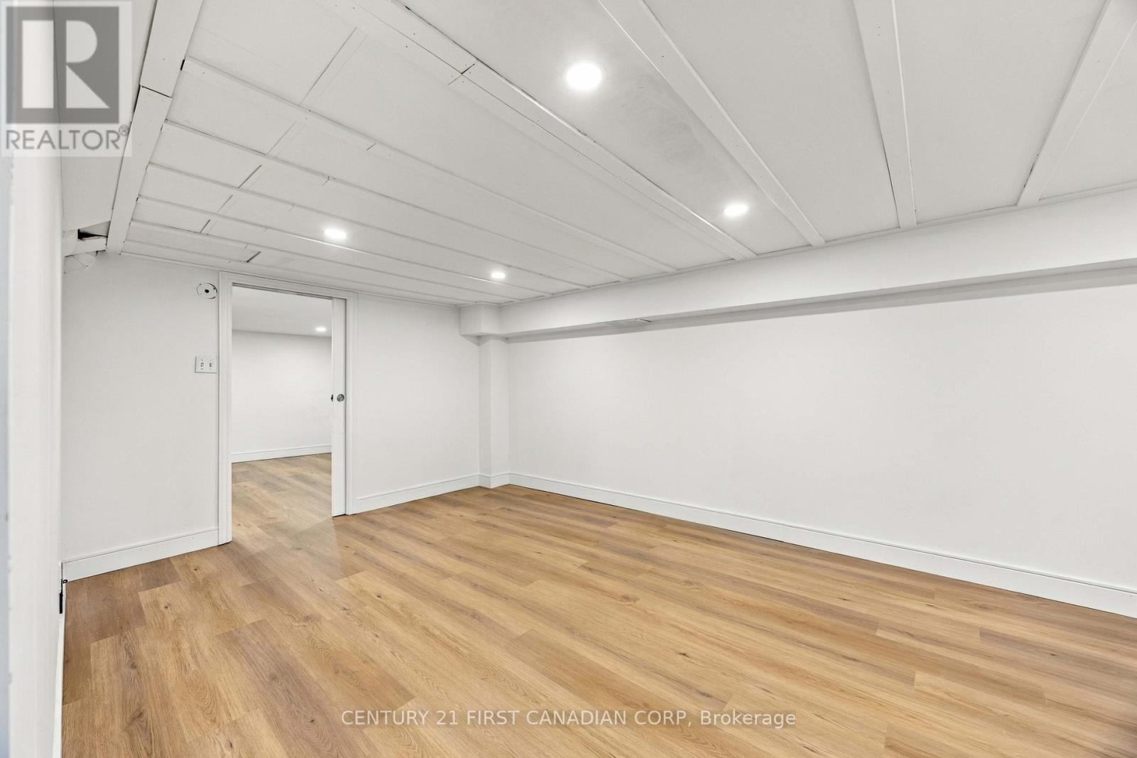 353 Talfourd Street — photo 25