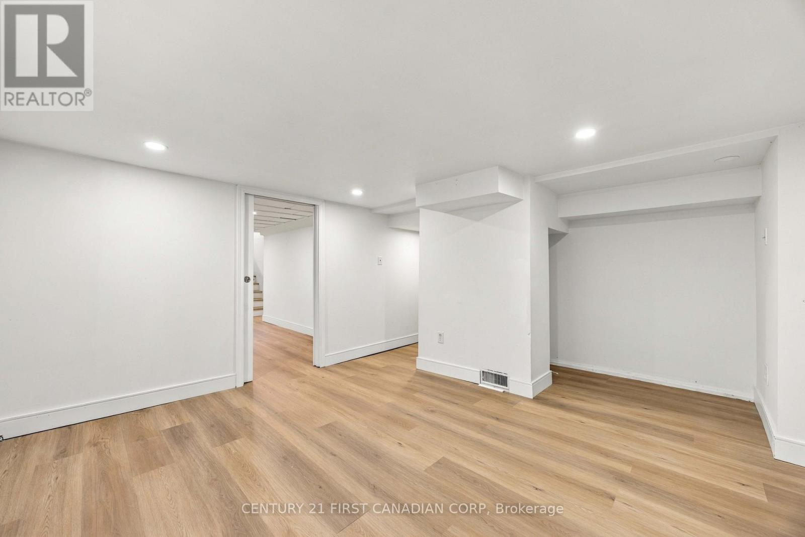 353 TALFOURD STREET - 29