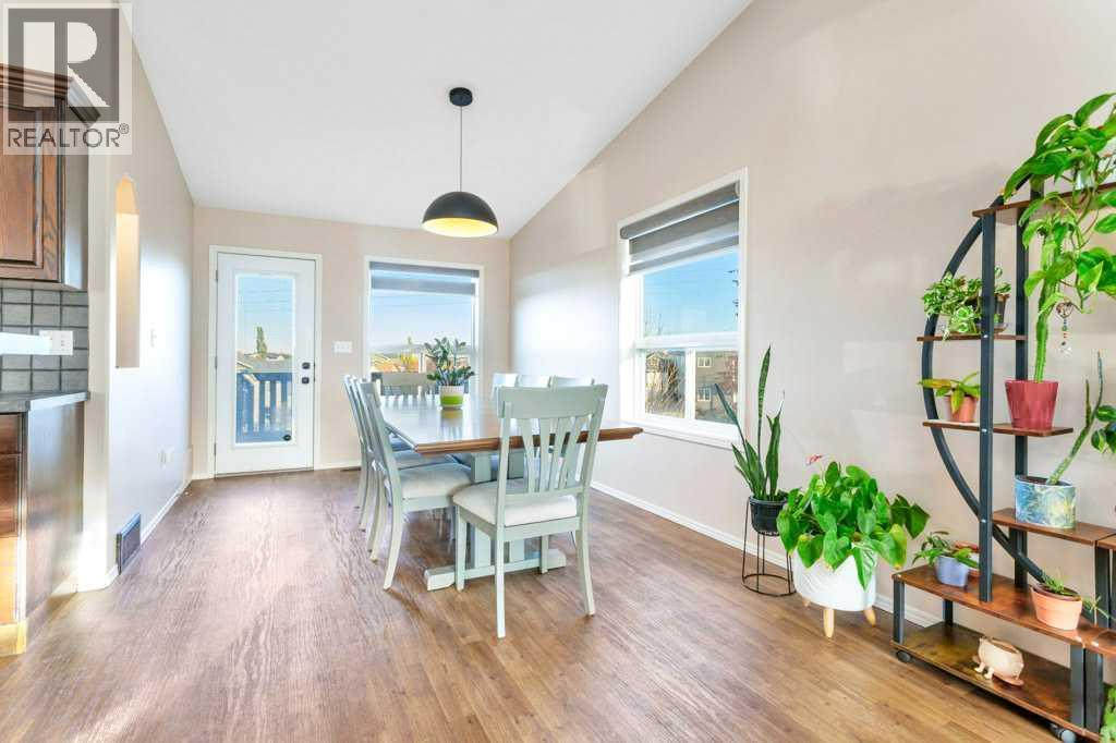 Listing photo – 105 Pondside, Blackfalds