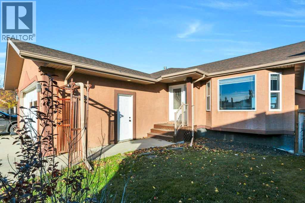 Listing photo – 105 Pondside, Blackfalds
