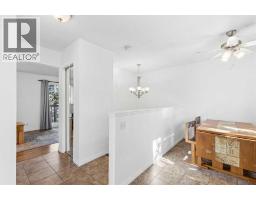 117 Storybook Terrace Nw, Calgary, AB T3G1Y5 Photo 10