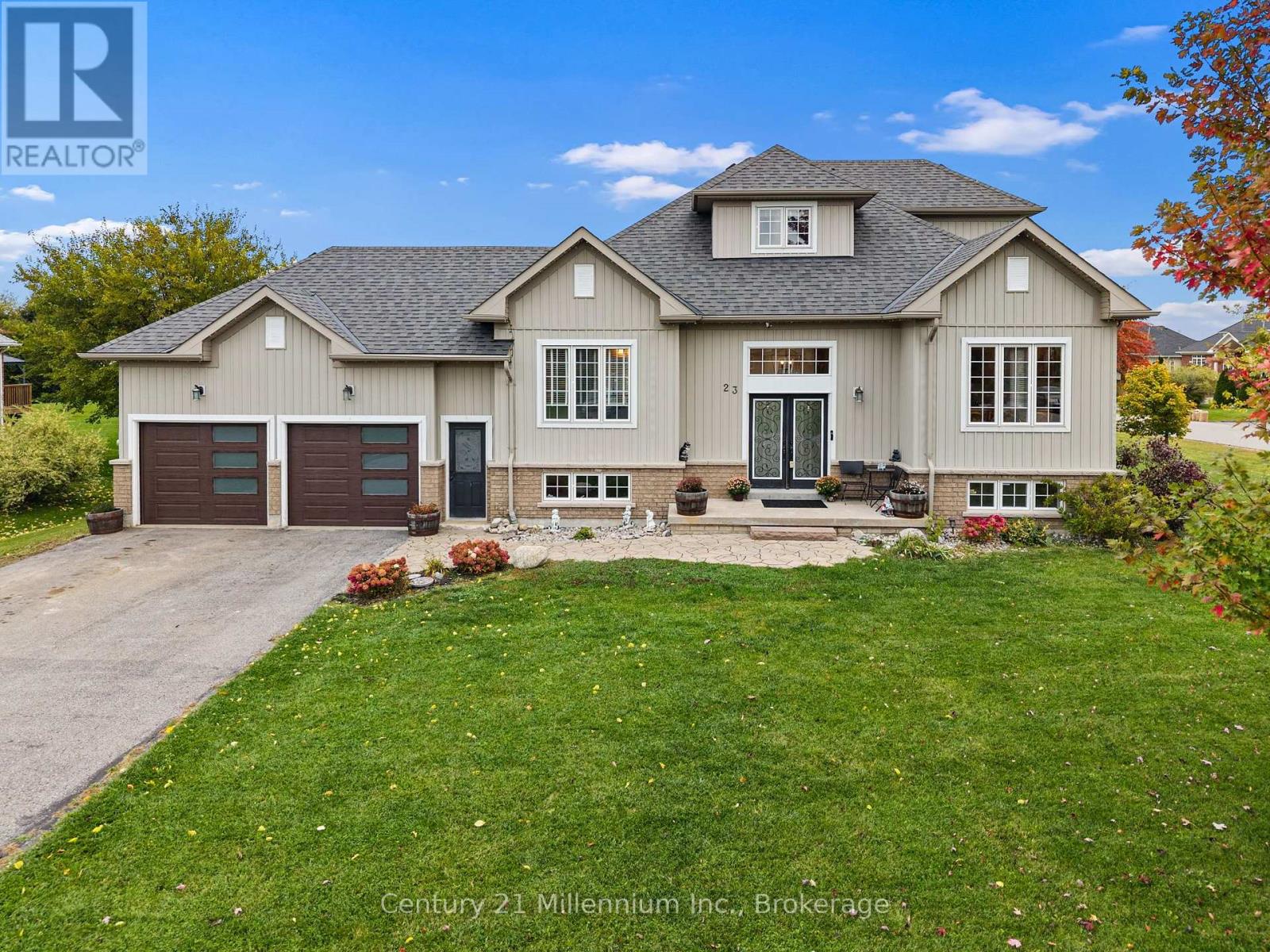23 BUTTERNUT CRESCENT, Wasaga Beach
