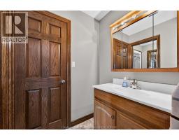 20402 Communication Road, Blenheim, ON N0P1A0 Photo 30