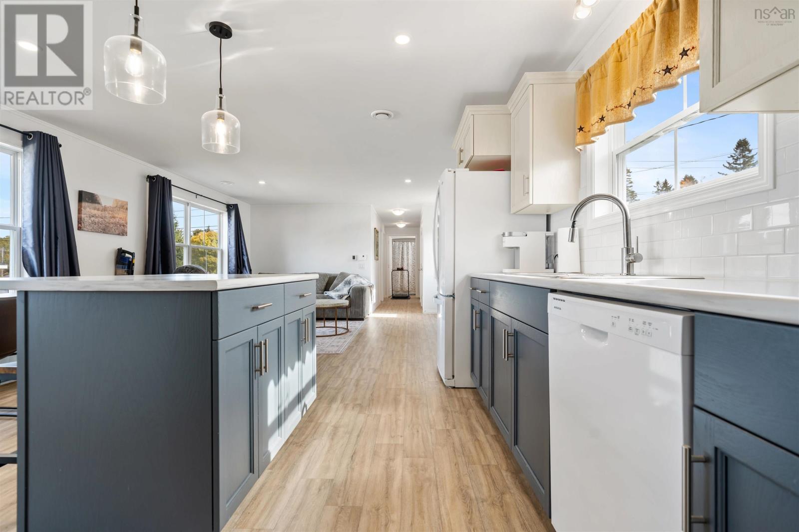 132 GROSBEAK Drive - 14