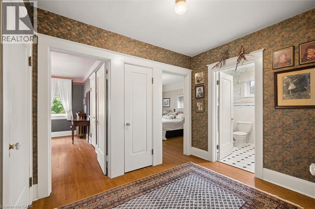 62 Heins Avenue — photo 18