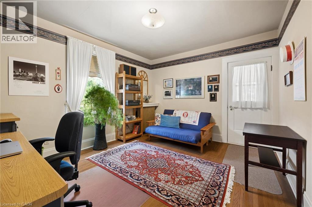 62 Heins Avenue — photo 23