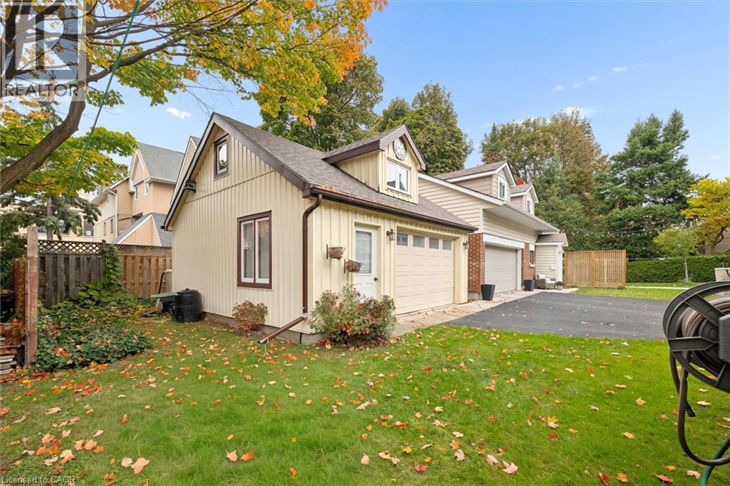 62 Heins Avenue — photo 34
