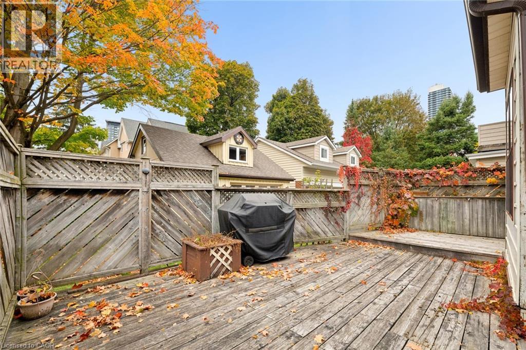 62 Heins Avenue — photo 36