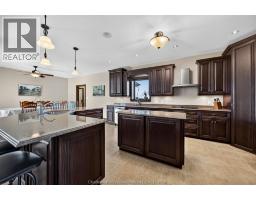 4pc Ensuite bath - 20402 Communication Road, Blenheim, ON N0P1A0 Photo 14