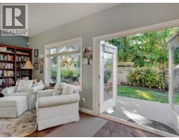 Entrance - 10347 Patricia Pl, Sidney, BC V8L3J5 Photo 10