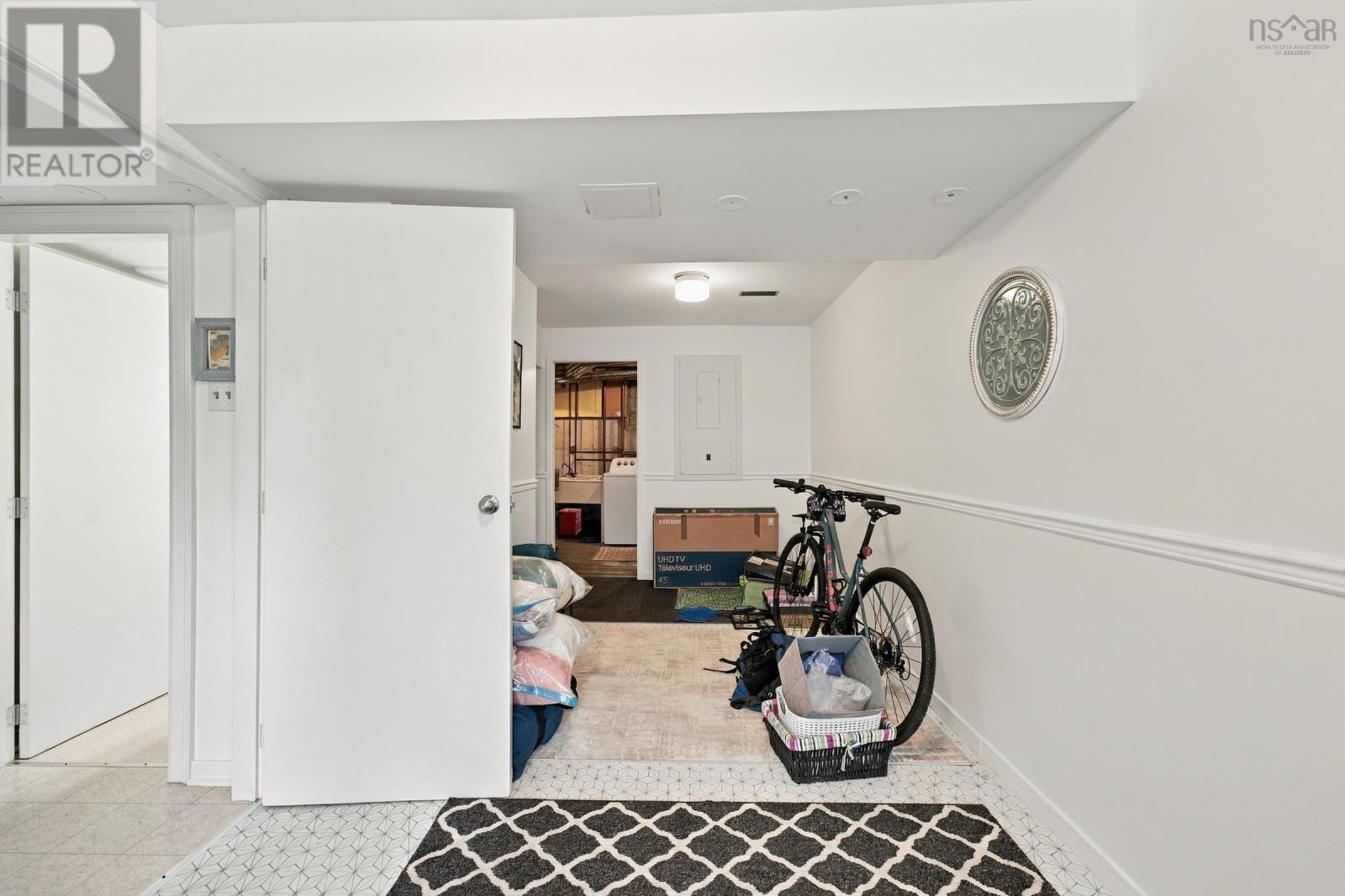 521 Harbour View Crescent - 21