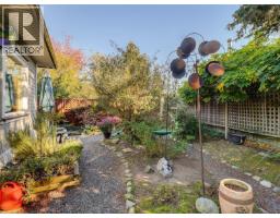 10347 Patricia Pl, Sidney, BC V8L3J5 Photo 21