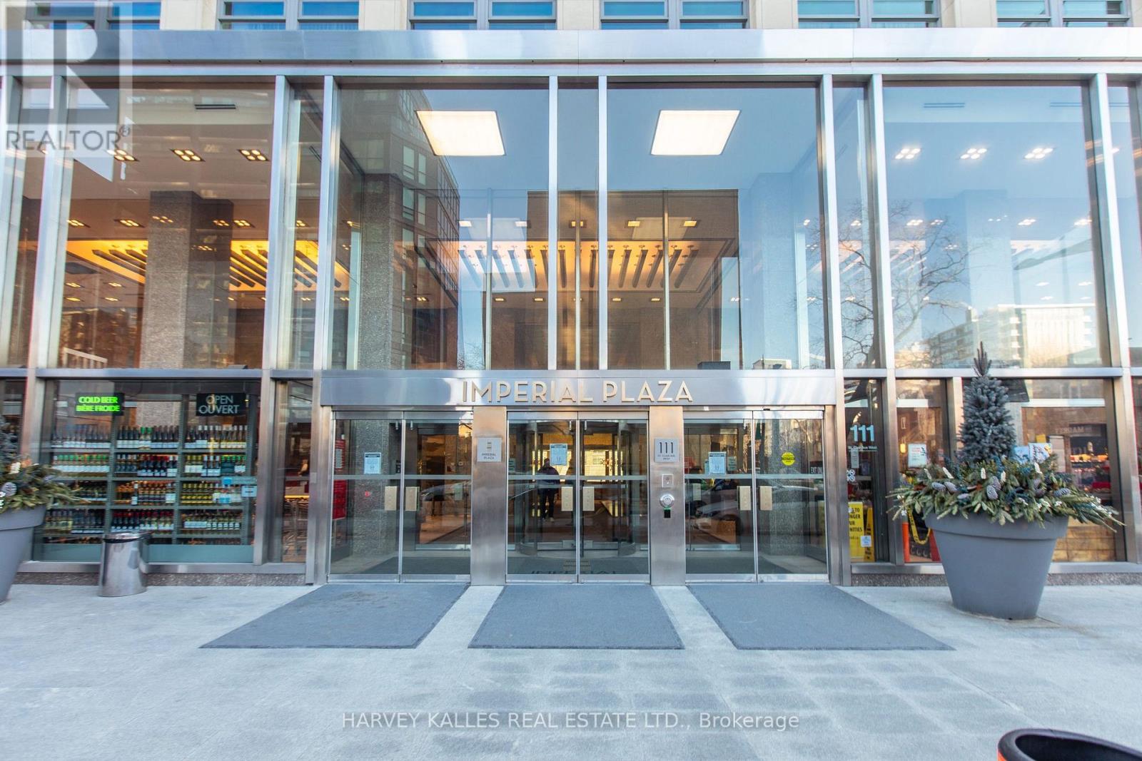 111 St. Clair Avenue West — photo 2