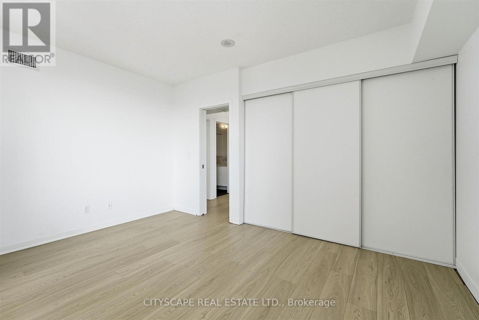59 East Liberty Street — photo 17