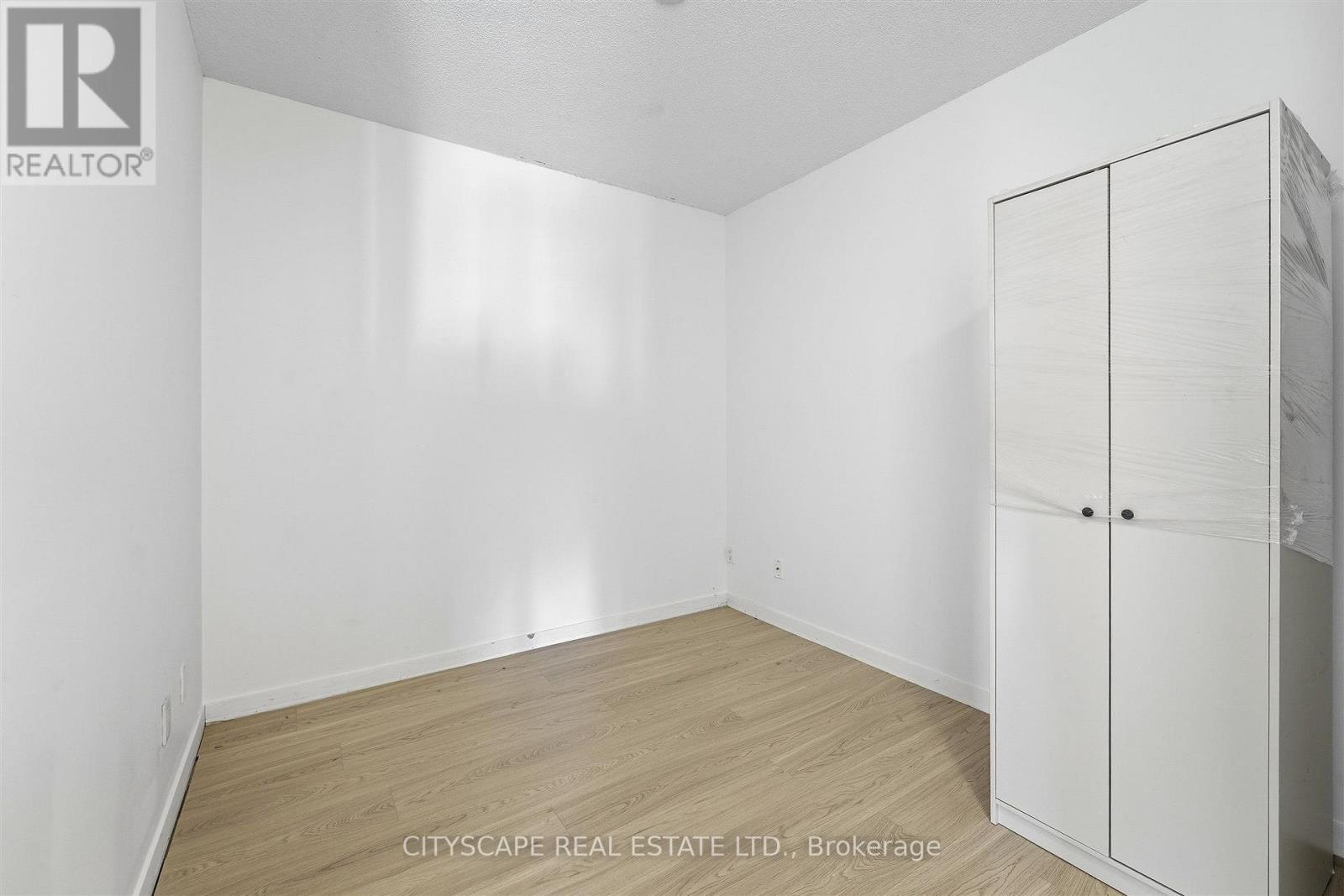 59 East Liberty Street — photo 19