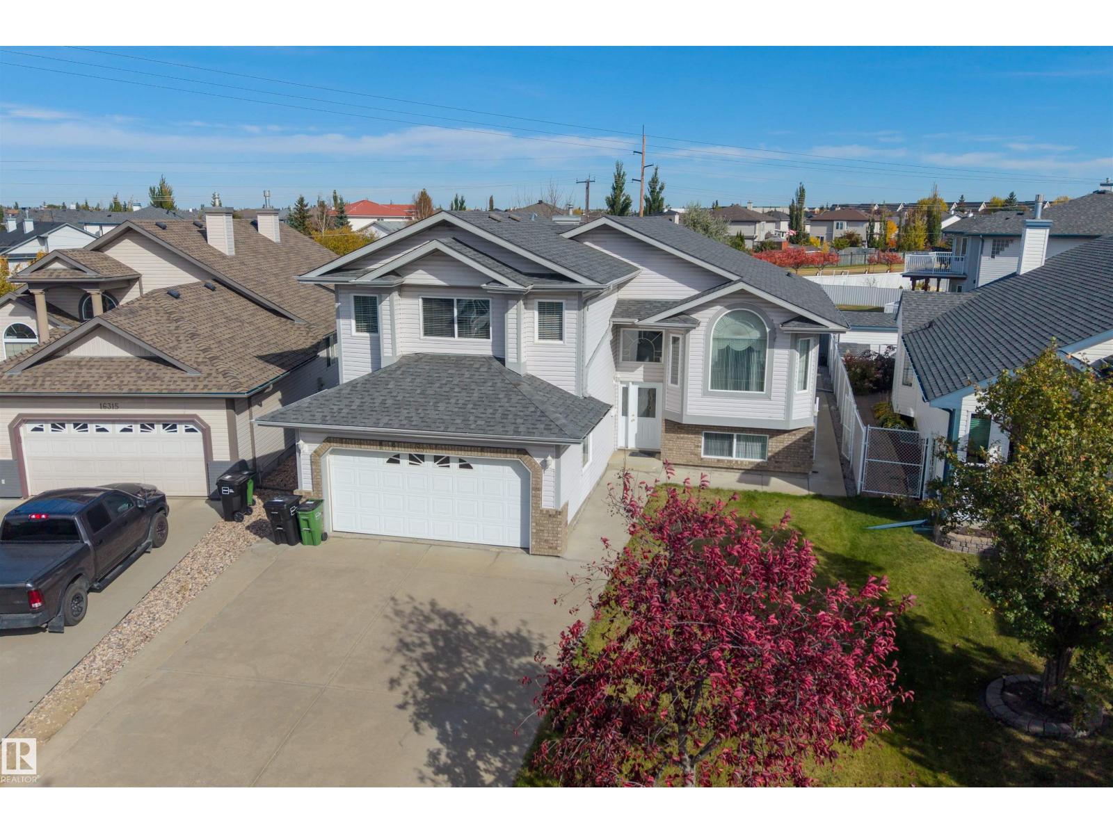 Photo of 16311 89 ST NW, Edmonton