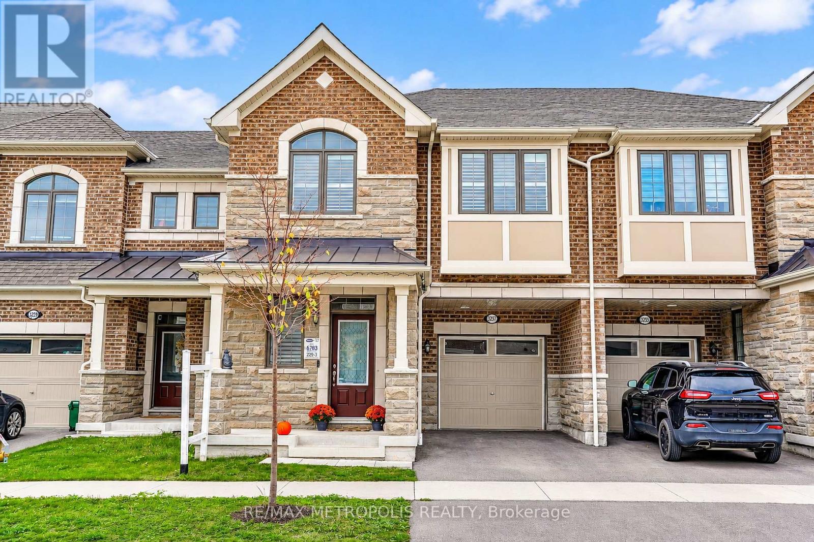 3237 Turnstone Boulevard, Pickering, ON photo 4