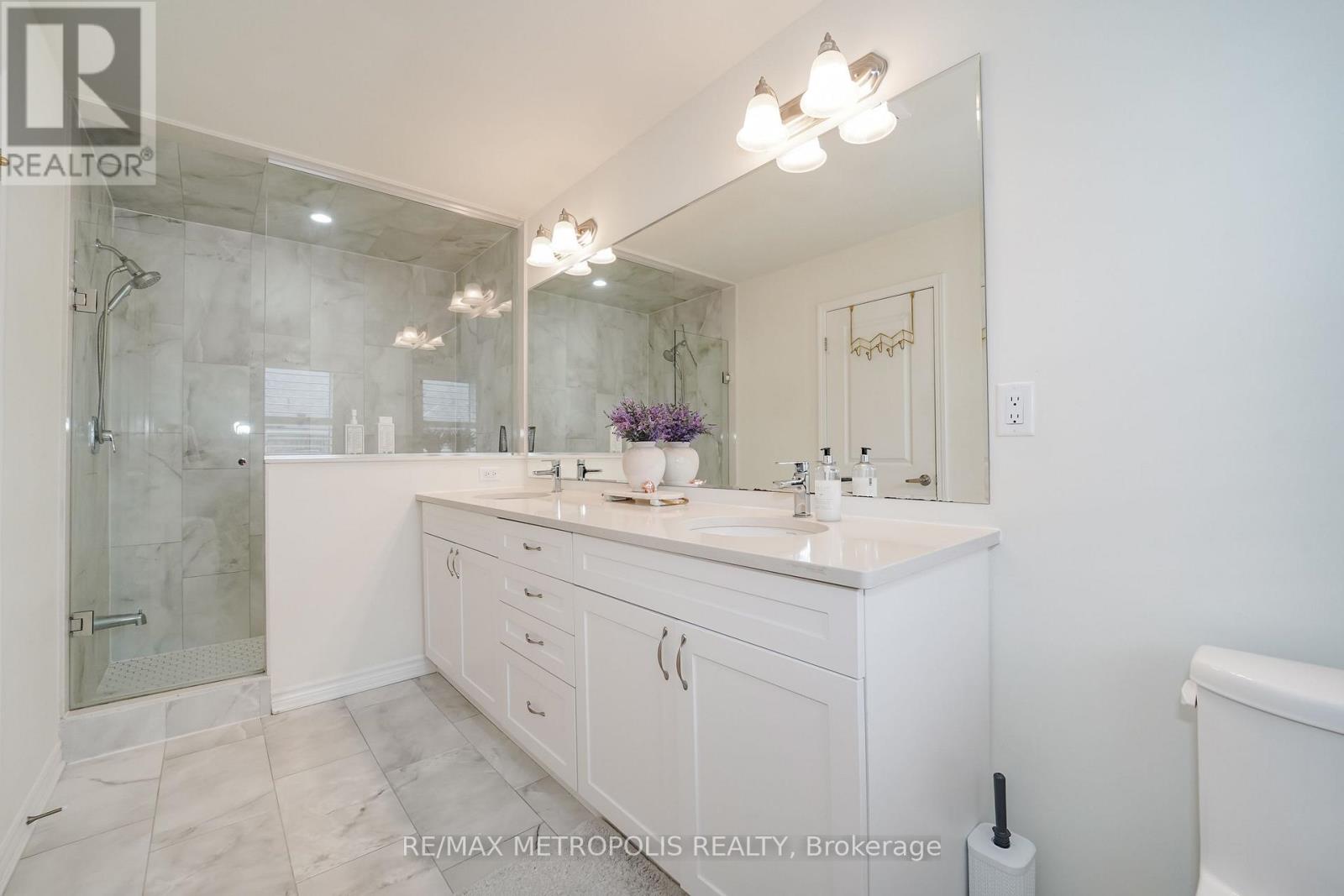 3237 Turnstone Boulevard, Pickering, ON photo 40