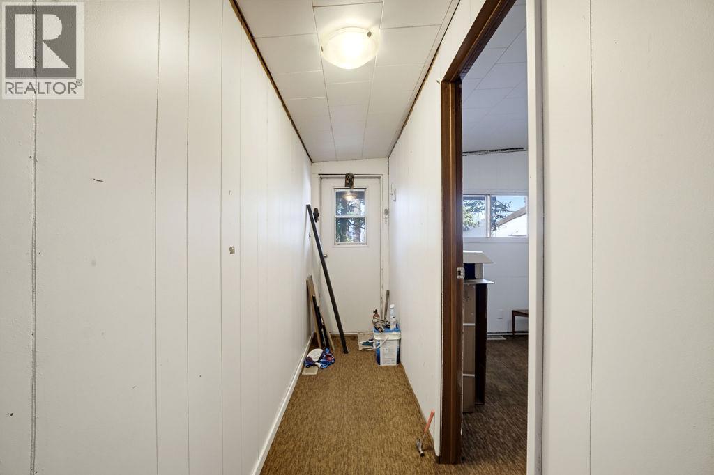 #18 4137 Spallumcheen Drive - 19