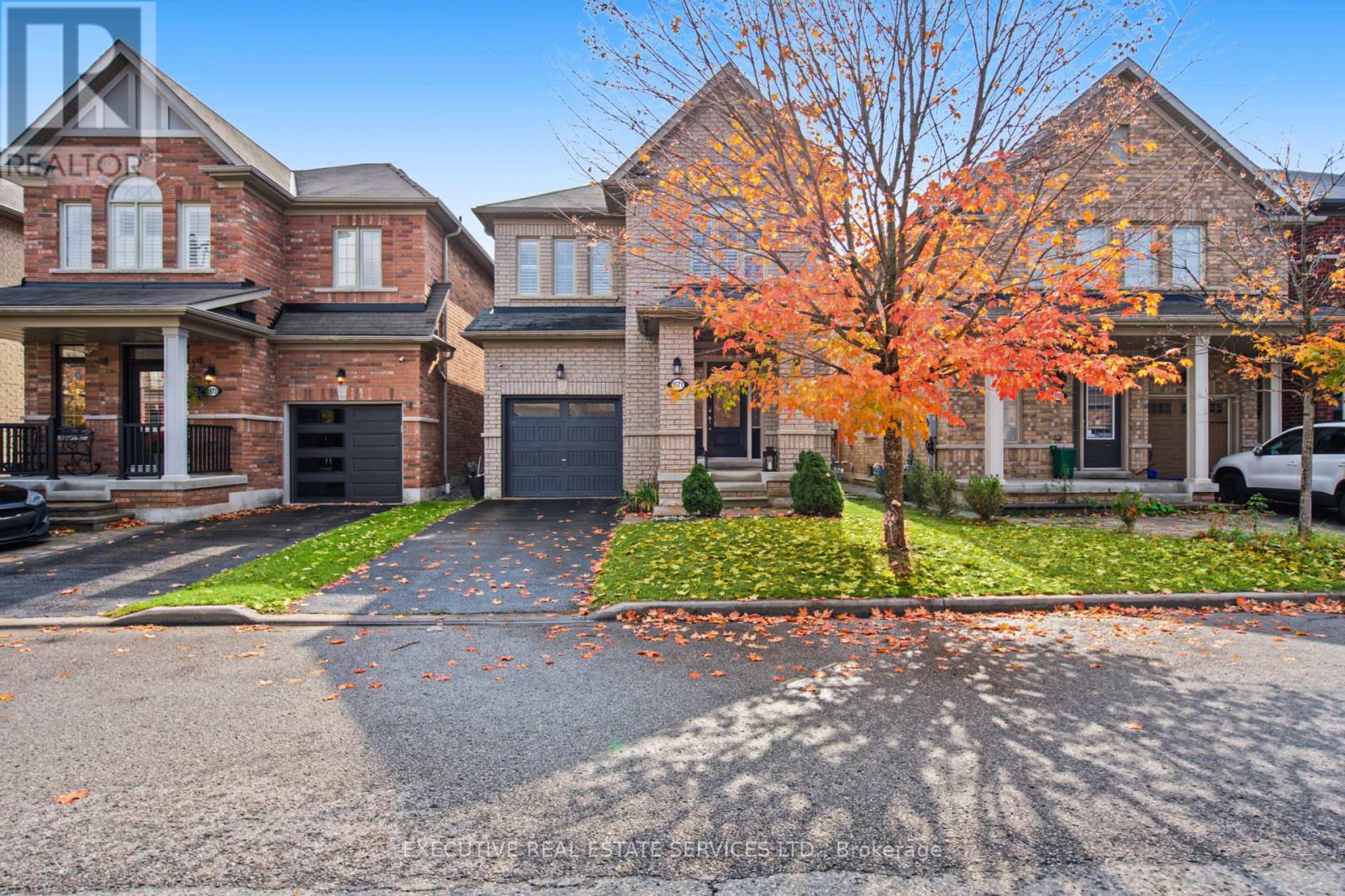 1571 Edgecroft Drive, Pickering, ON photo 1