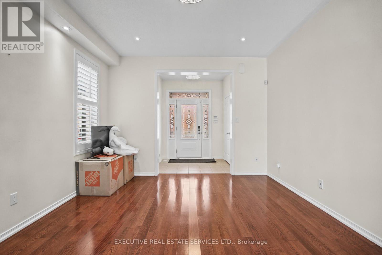 1571 Edgecroft Drive, Pickering, ON photo 12
