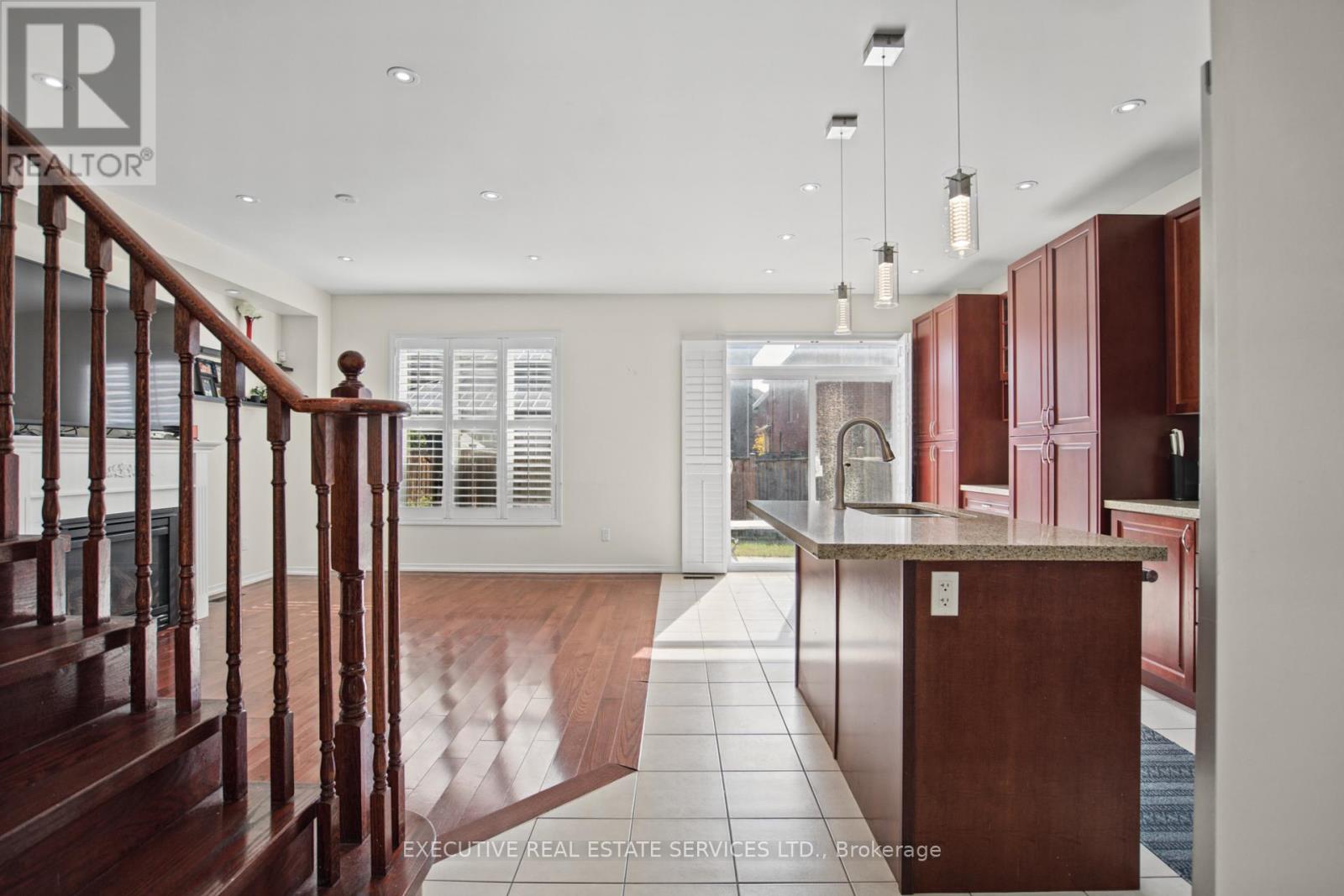 1571 Edgecroft Drive, Pickering, ON photo 13