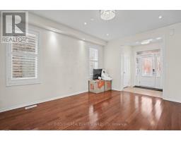 1571 Edgecroft Drive, Pickering, ON L1X0B6 Photo 11
