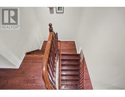 1571 Edgecroft Drive, Pickering, ON L1X0B6 Photo 25