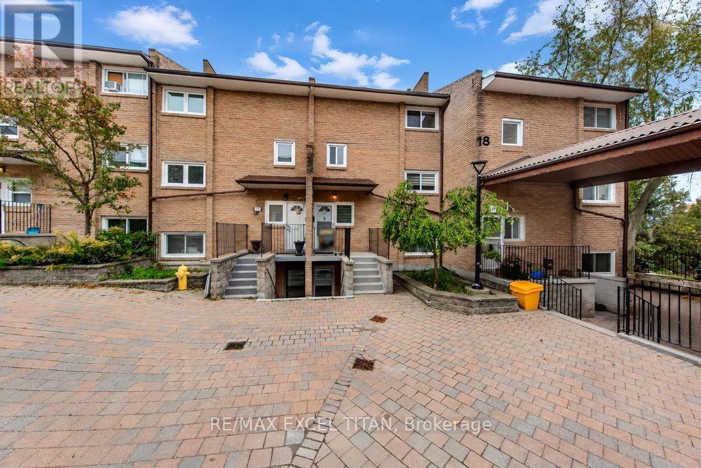 #153 50 SCARBOROUGH GOLF CLUB ROAD - 1