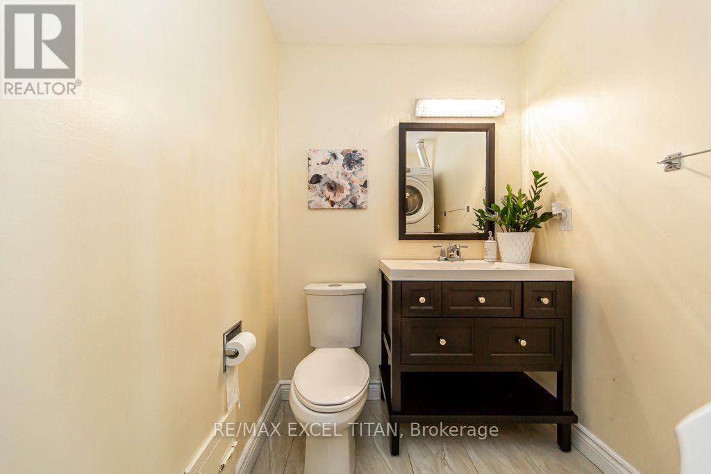 153- 50 Scarborough Golf Club Road, Toronto, ON photo 16