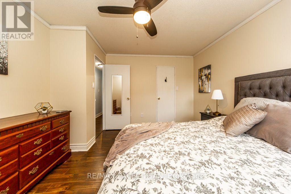 #153 50 SCARBOROUGH GOLF CLUB ROAD - 23