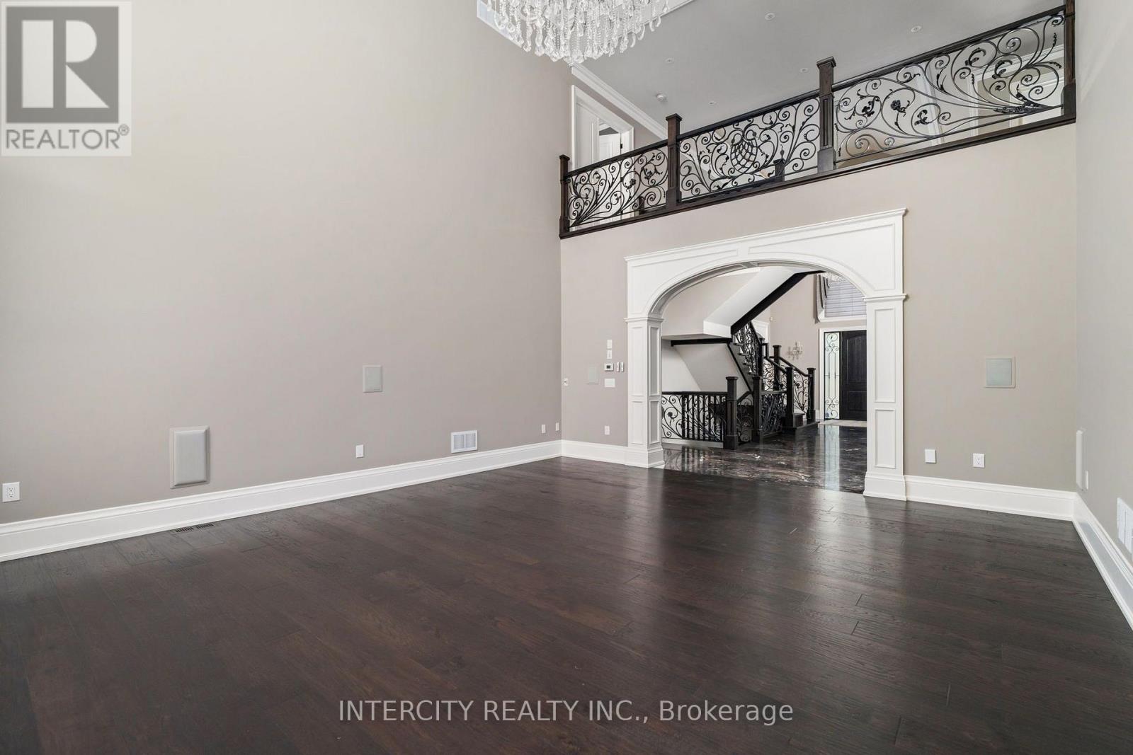 27 Rockview Gardens, Vaughan, ON photo 28
