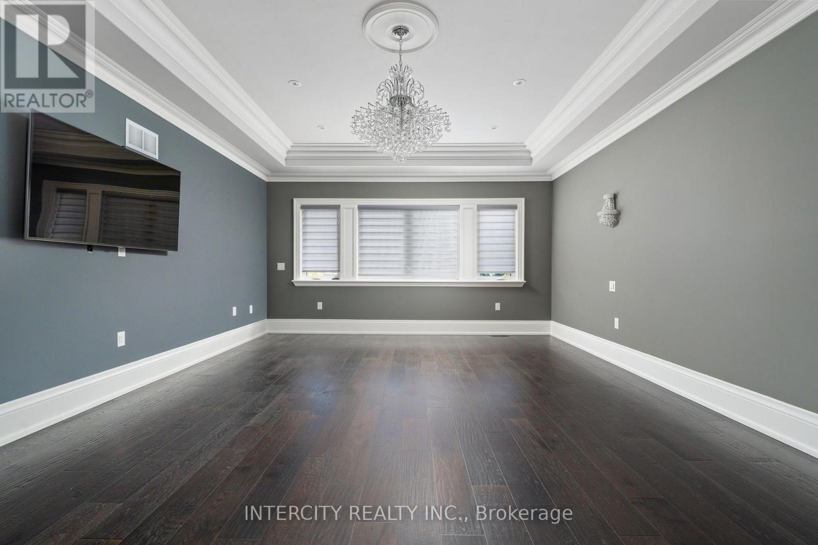 27 ROCKVIEW GARDENS - 40