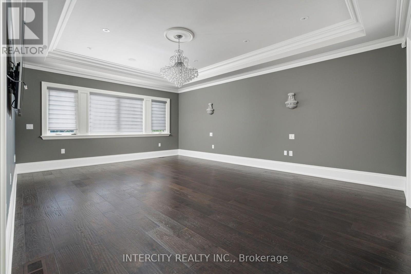 27 ROCKVIEW GARDENS - 41