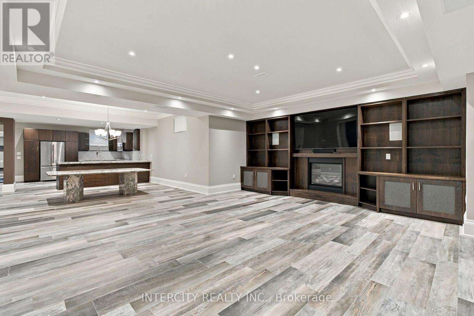 27 ROCKVIEW GARDENS - 46