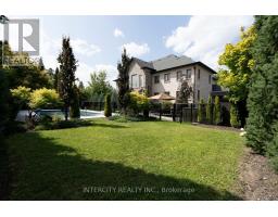 Office - 27 Rockview Gardens, Vaughan, ON L4K2J4 Photo 12