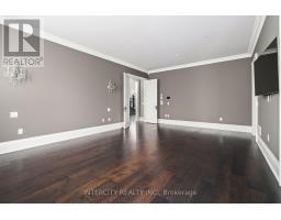 27 Rockview Gardens, Vaughan, ON L4K2J4 Photo 31