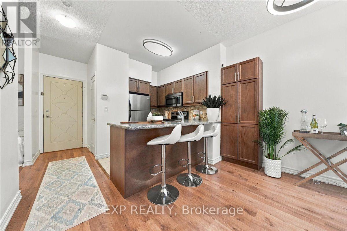 117- 18 Harding Boulevard, Richmond Hill, ON photo 5